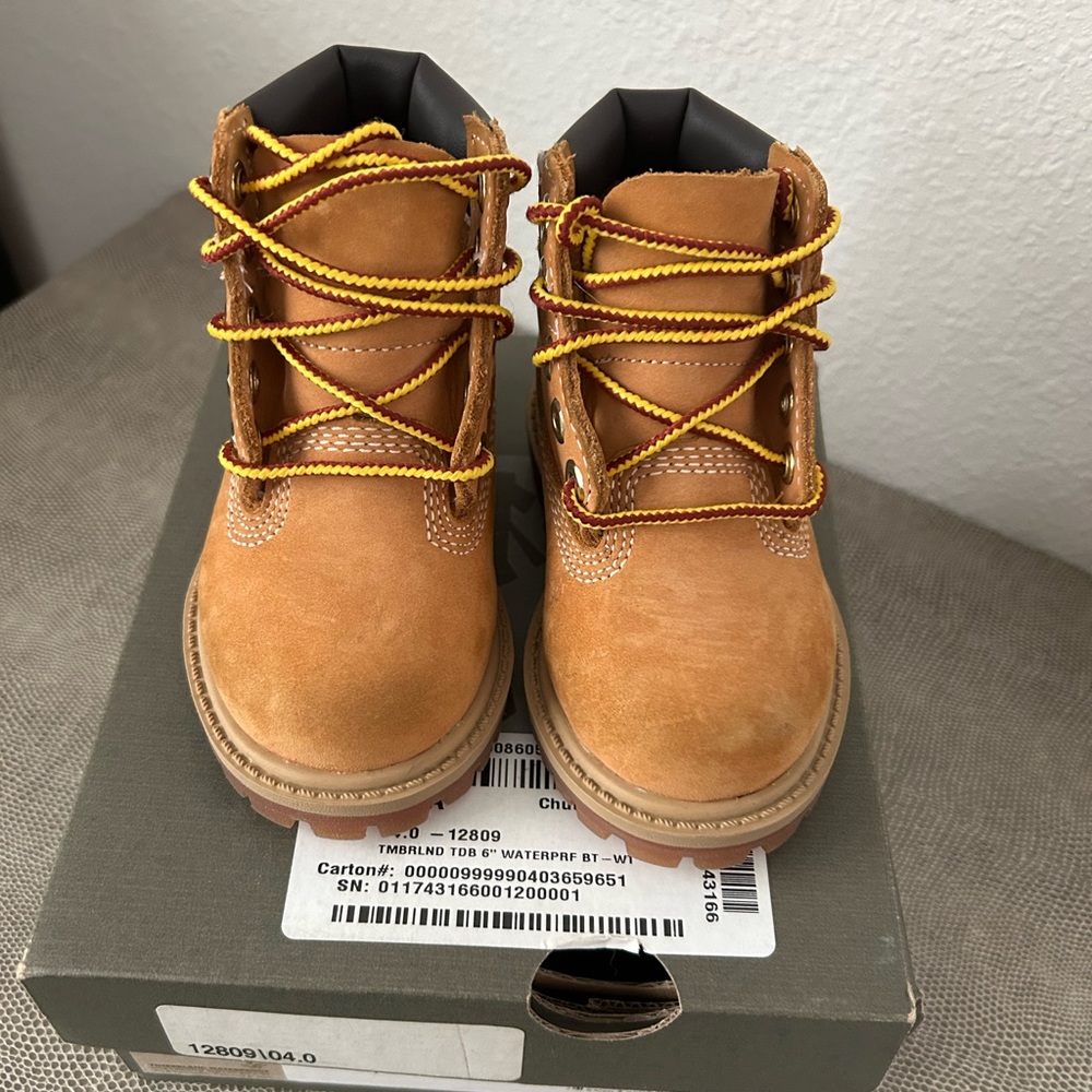 Construction Timberlands for babies